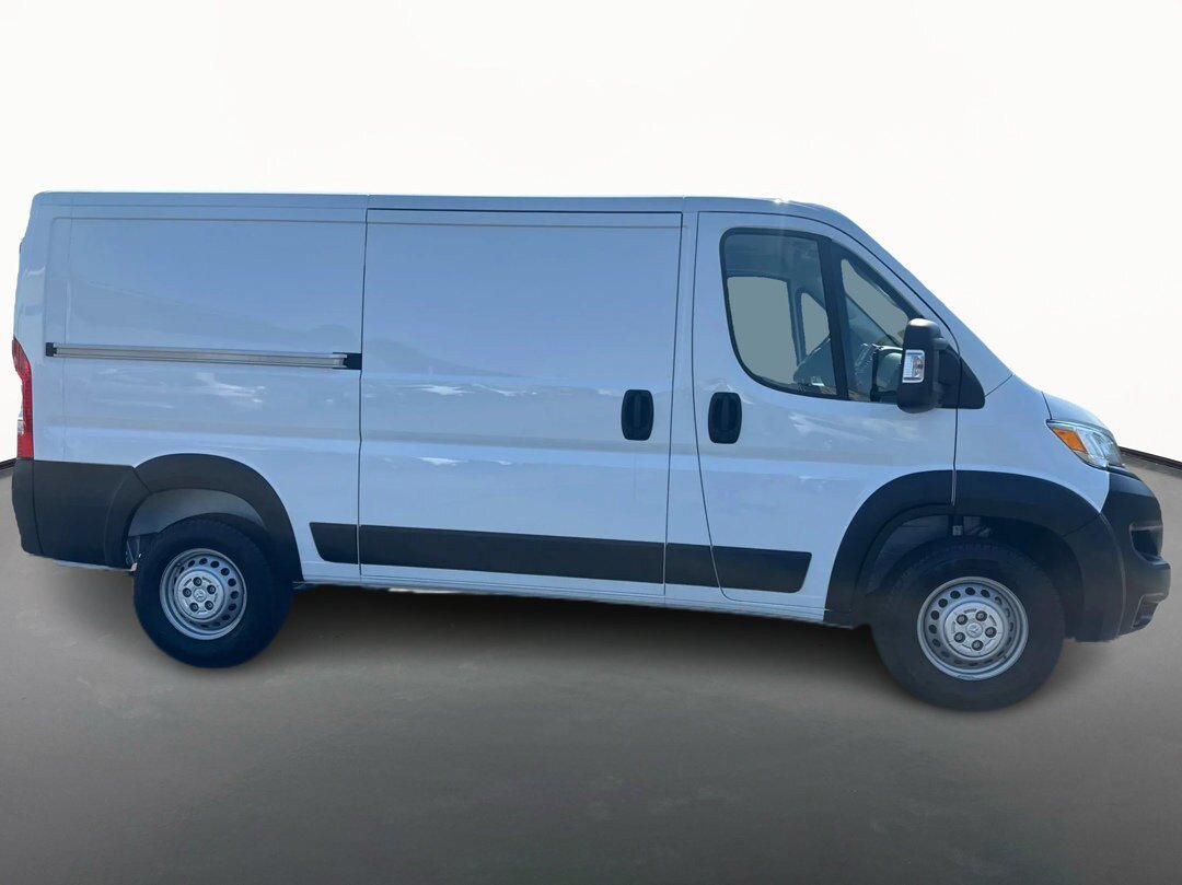 Used 2024 RAM ProMaster 3500 w/ Convenience Group FWD image 4