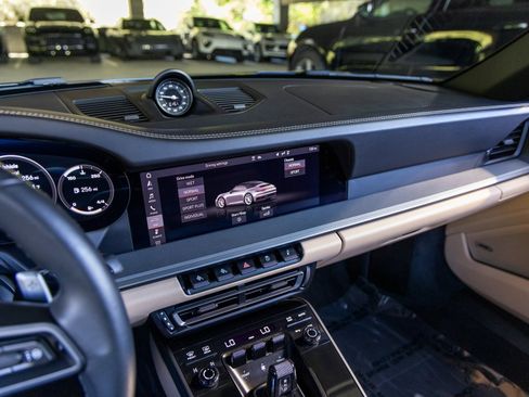 Used 2020 Porsche 911 Carrera S image 40