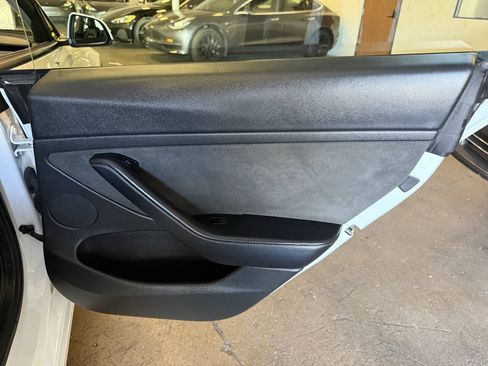 Used 2023 Tesla Model 3 Standard Range RWD image 26
