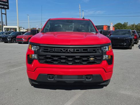 Used 2022 Chevrolet Silverado 1500 Custom image 3