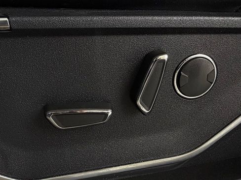 Used 2021 Ford F150 Raptor w/ Equipment Group 801A High AWD/4WD image 6