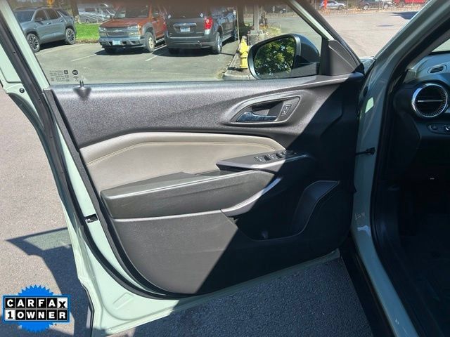 Used 2024 Chevrolet Trax ACTIV FWD image 13