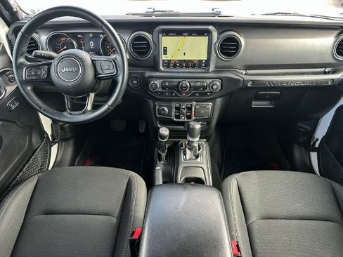 Used 2021 Jeep Wrangler Unlimited Sport AWD/4WD image 19