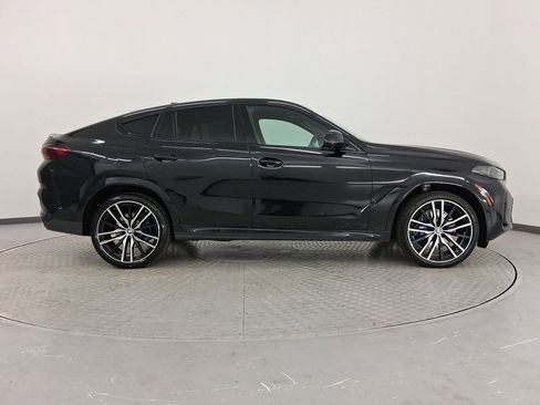 New 2026 BMW X6 xDrive40i image 8