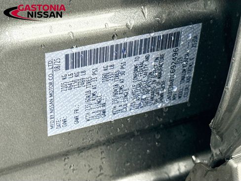 Used 2026 Nissan Rogue SV FWD image 40