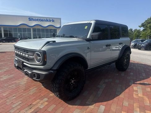 Used 2024 Ford Bronco Black Diamond AWD/4WD image 1