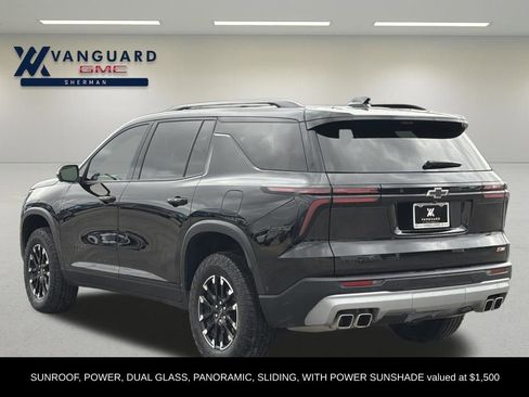 Used 2024 Chevrolet Traverse Z71 w/ Enhanced Driving Package image 4