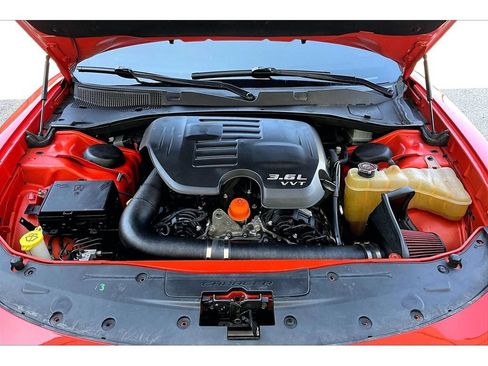 Used 2018 Dodge Charger GT w/ Blacktop Package AWD/4WD image 50