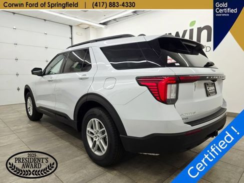 Used 2026 Ford Explorer Active AWD/4WD image 4