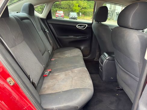 Used 2015 Nissan Sentra SV FWD image 20