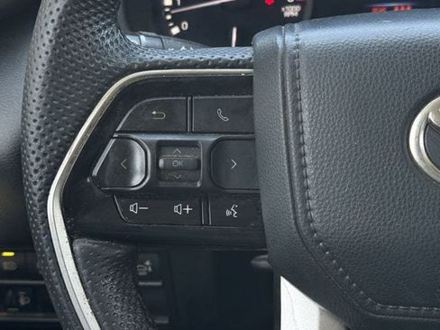 Used 2022 Toyota Tundra SR5 w/ TRD Off-Road Premium Package RWD image 15