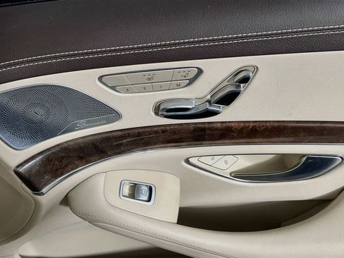 Used 2019 Mercedes-Benz S 450 Sedan image 32