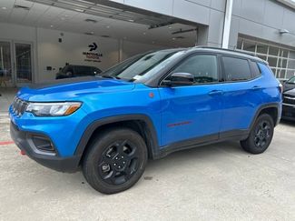 Used 2023 Jeep Compass Trailhawk AWD/4WD video 1