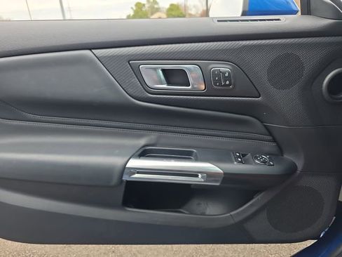 Used 2024 Ford Mustang GT Premium image 17