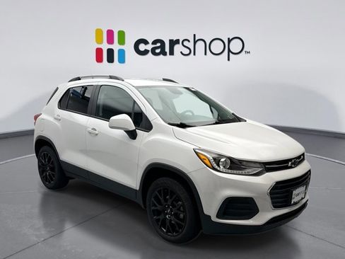 Used 2022 Chevrolet Trax LT w/ Driver Confidence Package image 7