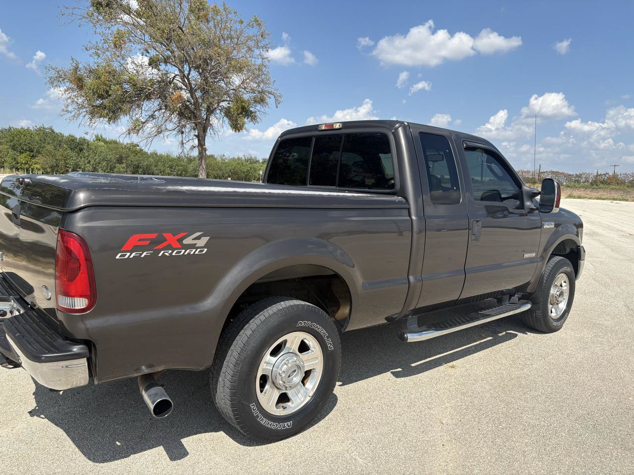 Used 2006 Ford F250 Lariat AWD/4WD image 61