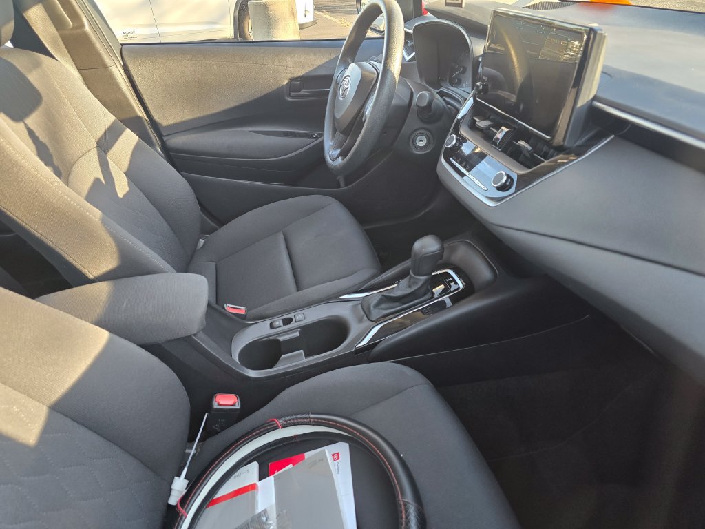Used 2024 Toyota Corolla LE FWD image 12
