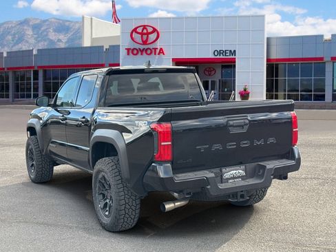 Used 2026 Toyota Tacoma TRD Off-Road AWD/4WD image 5