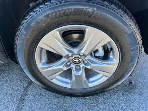 Used 2025 Toyota RAV4 LE image 23