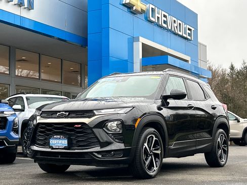 Certified 2023 Chevrolet TrailBlazer RS w/ Convenience Package FWD image 1