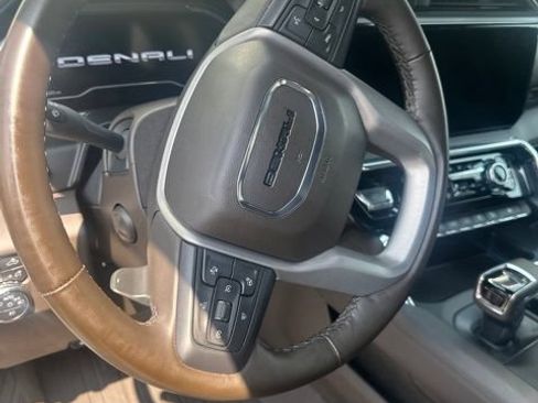 Used 2024 GMC Sierra 1500 Denali w/ Denali Reserve Package AWD/4WD image 11