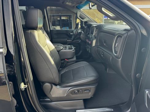 Used 2022 Chevrolet Silverado 3500 LTZ w/ Z71 Off-Road Package image 15