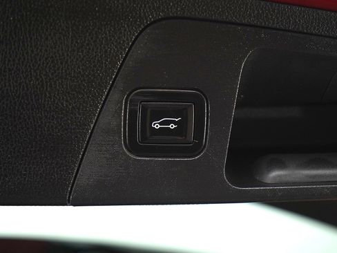 Used 2016 Buick Envision Premium image 17