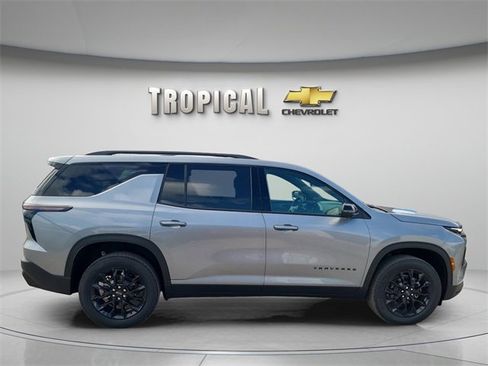 New 2026 Chevrolet Traverse LT w/ Midnight/Sport Edition image 6