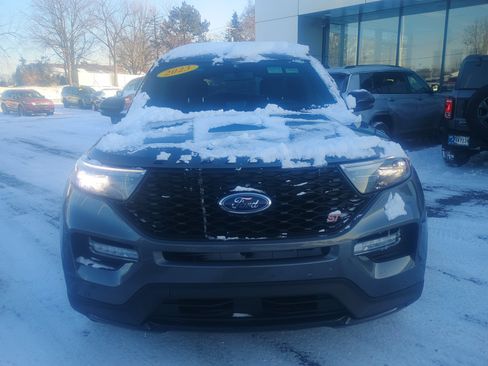 Used 2023 Ford Explorer ST w/ Equipment Group 401A image 2