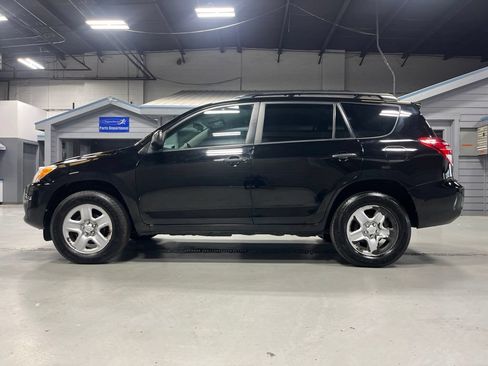 Used 2012 Toyota RAV4 4WD w/ Value Pkg image 4