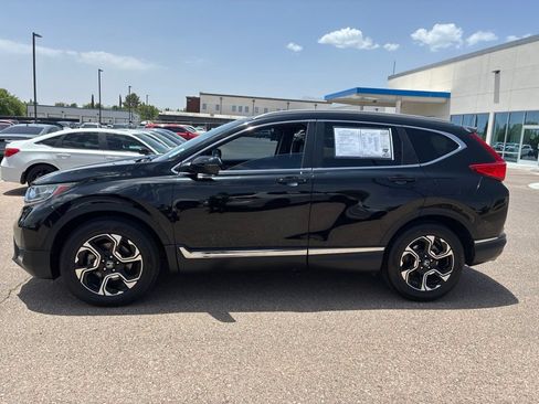 Used 2017 Honda CR-V Touring image 2