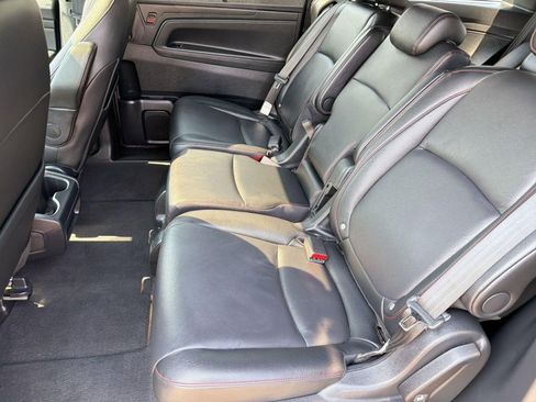 Used 2025 Honda Odyssey Sport-L image 15