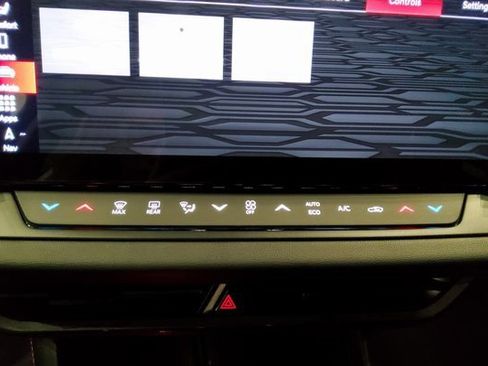 Used 2024 Dodge Charger R/T Scat Pack w/ Plus Group image 35