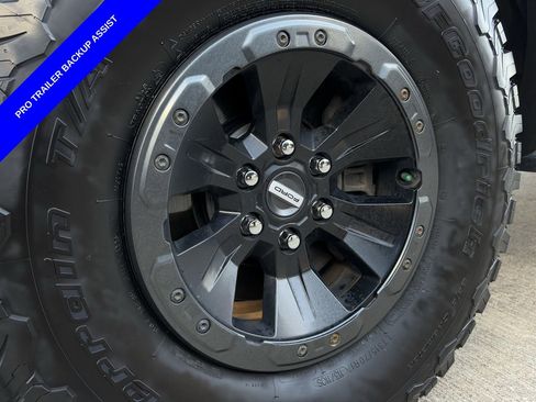 Used 2018 Ford F150 Raptor w/ Equipment Group 802A Luxury image 11