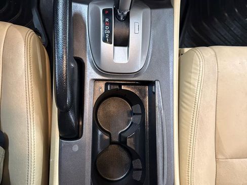 Used 2010 Honda Crosstour EX-L image 27