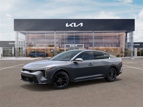 Certified 2025 Kia K4 GT-Line Turbo image 3