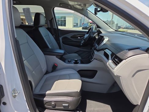 Used 2023 GMC Terrain SLT FWD image 15