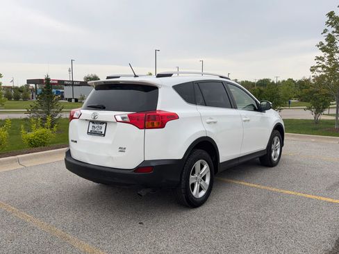 Used 2013 Toyota RAV4 XLE AWD/4WD image 5
