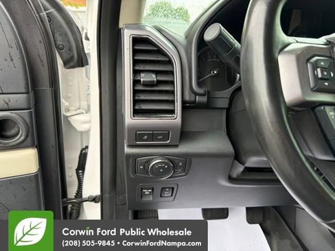 Used 2019 Ford Expedition Platinum AWD/4WD image 14