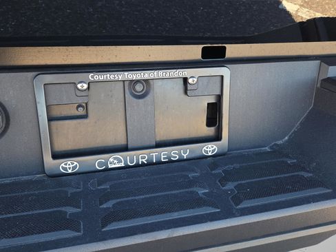 Used 2025 Toyota Tundra Platinum image 31