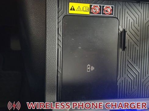 Certified 2025 Toyota Tacoma SR5 image 25