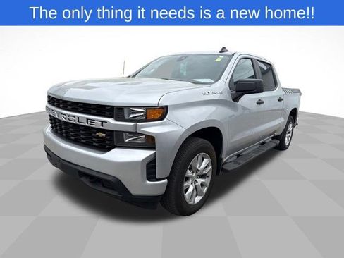 Used 2022 Chevrolet Silverado 1500 Custom w/ Safety Confidence Package image 1