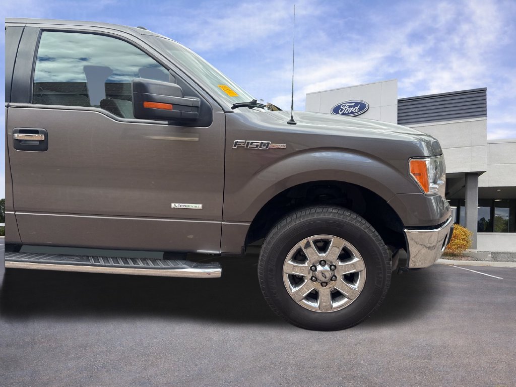 Used 2014 Ford F150 XLT w/ Equipment Group 302A Luxury AWD/4WD image 28