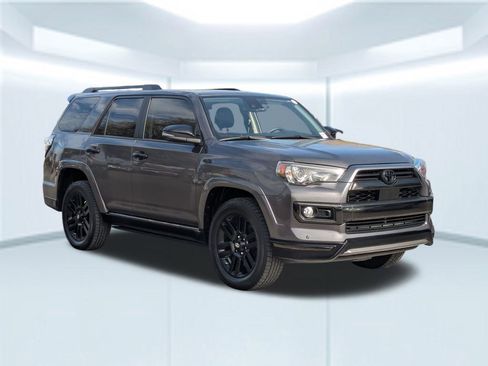 Used 2020 Toyota 4Runner Nightshade image 8