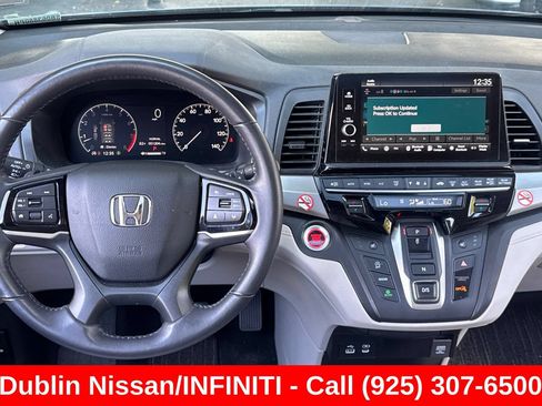 Used 2025 Honda Odyssey EX-L image 17