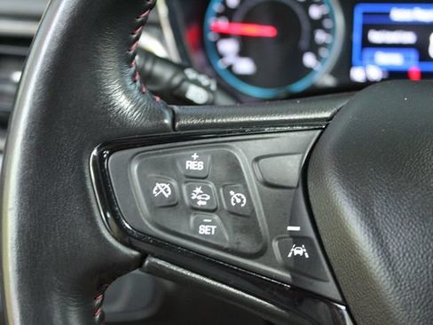 Used 2022 Chevrolet Equinox RS w/ LPO, Floor Liner Package FWD image 16