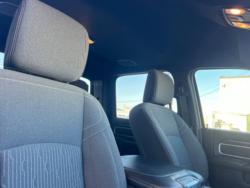 Used 2024 RAM 3500 Big Horn w/ Sport Appearance Package image 17