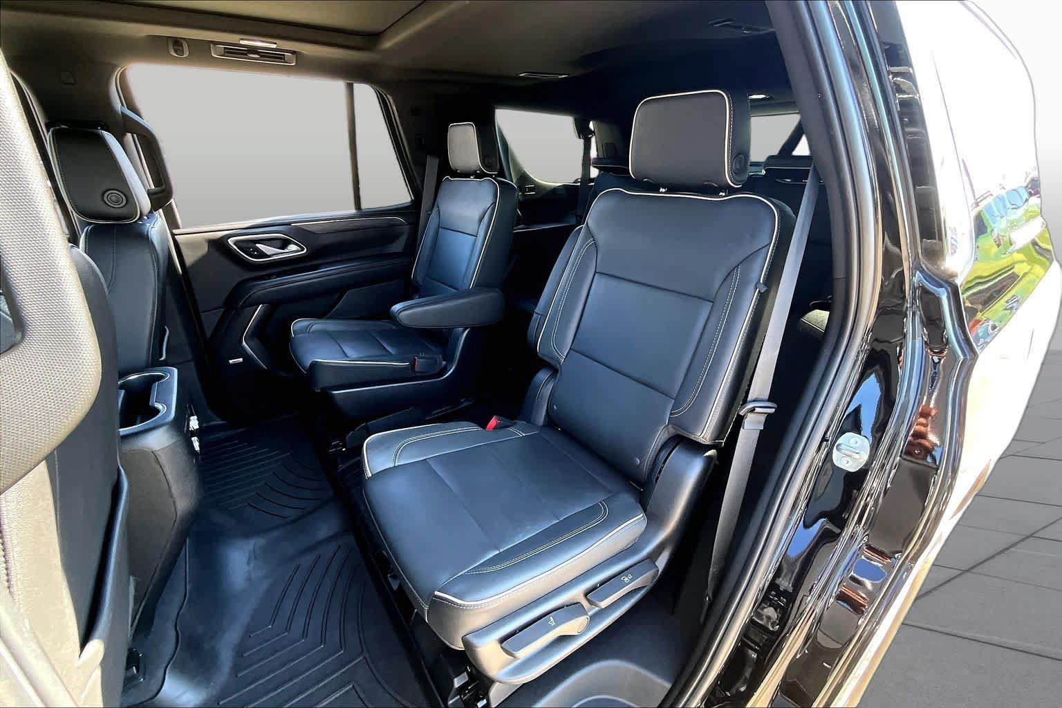 Used 2023 GMC Yukon SLT RWD image 21