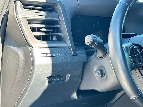 Used 2024 Lexus GX 550 image 10