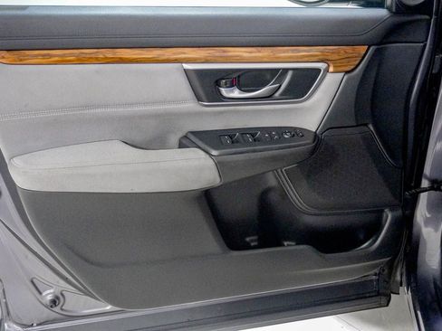 Used 2019 Honda CR-V EX image 16